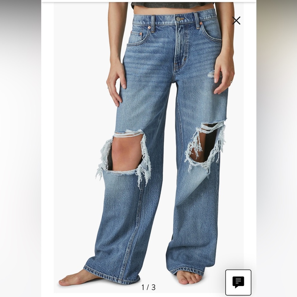 Lucky Brand Jeans Ripped Low Rise Super Wide Leg Med wash- 8/29